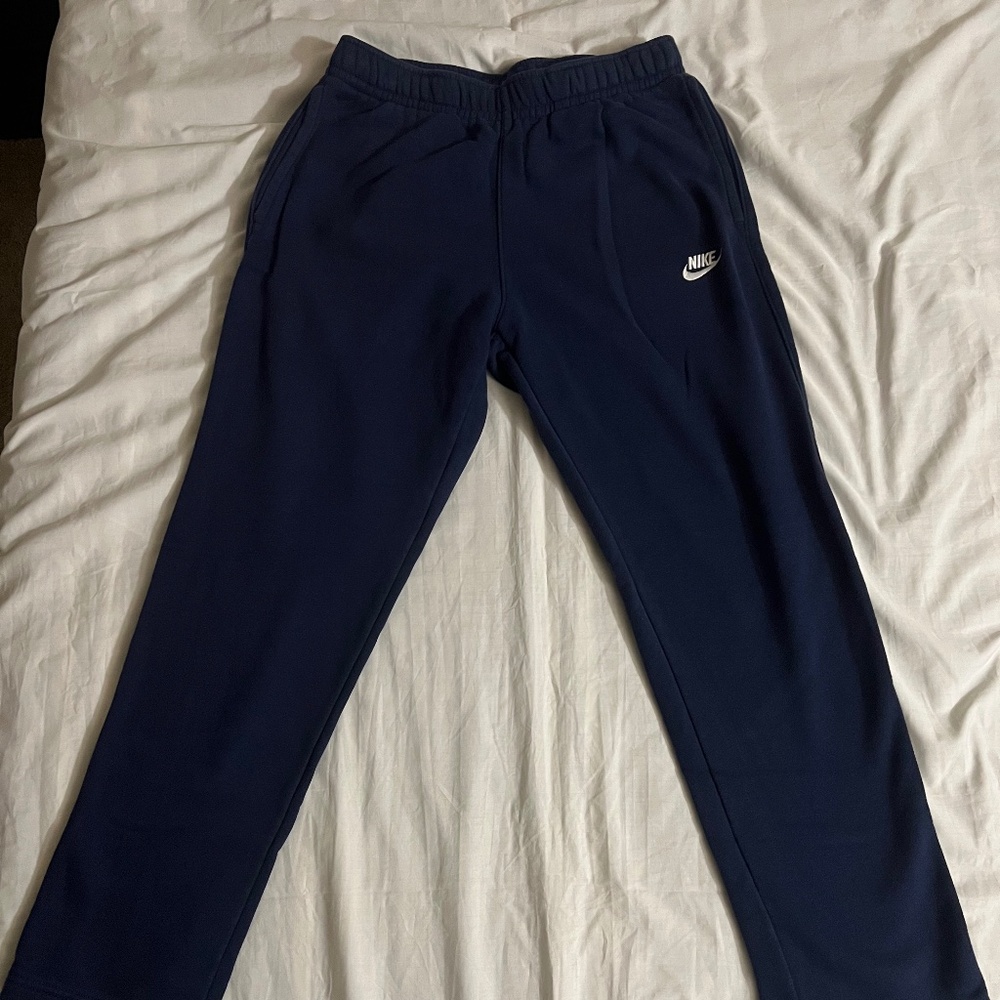Nike straight leg pants